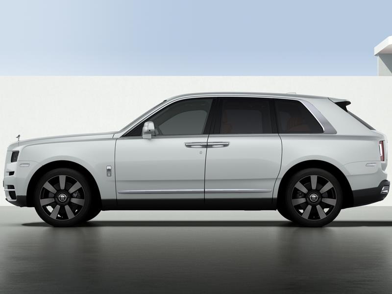 Rolls-Royce Cullinan  <br>Arctic White 