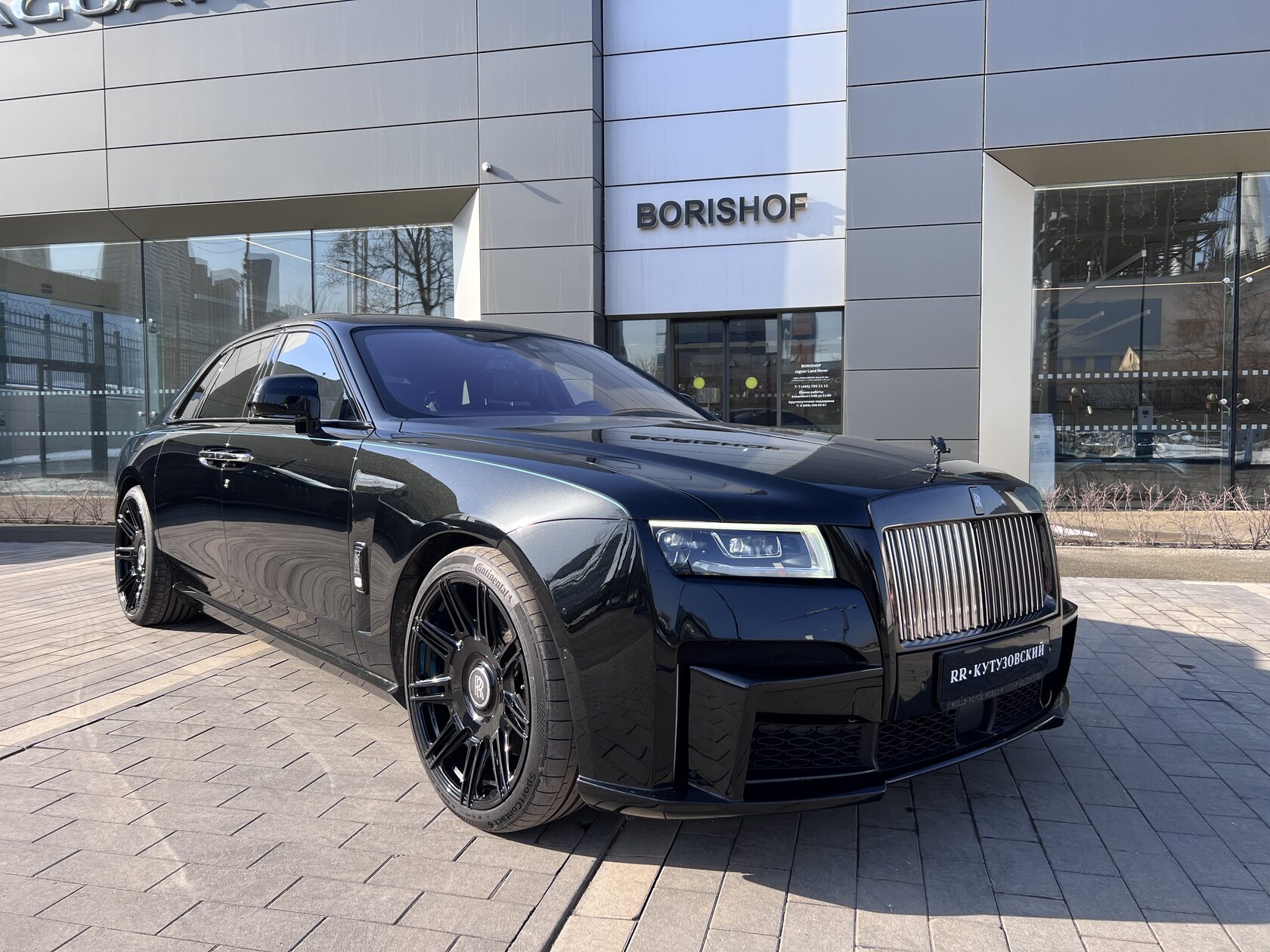 Rolls-Royce Ghost Black Badge by NOVITEC 2021 год <br>Черный Металлик Diamond Black 