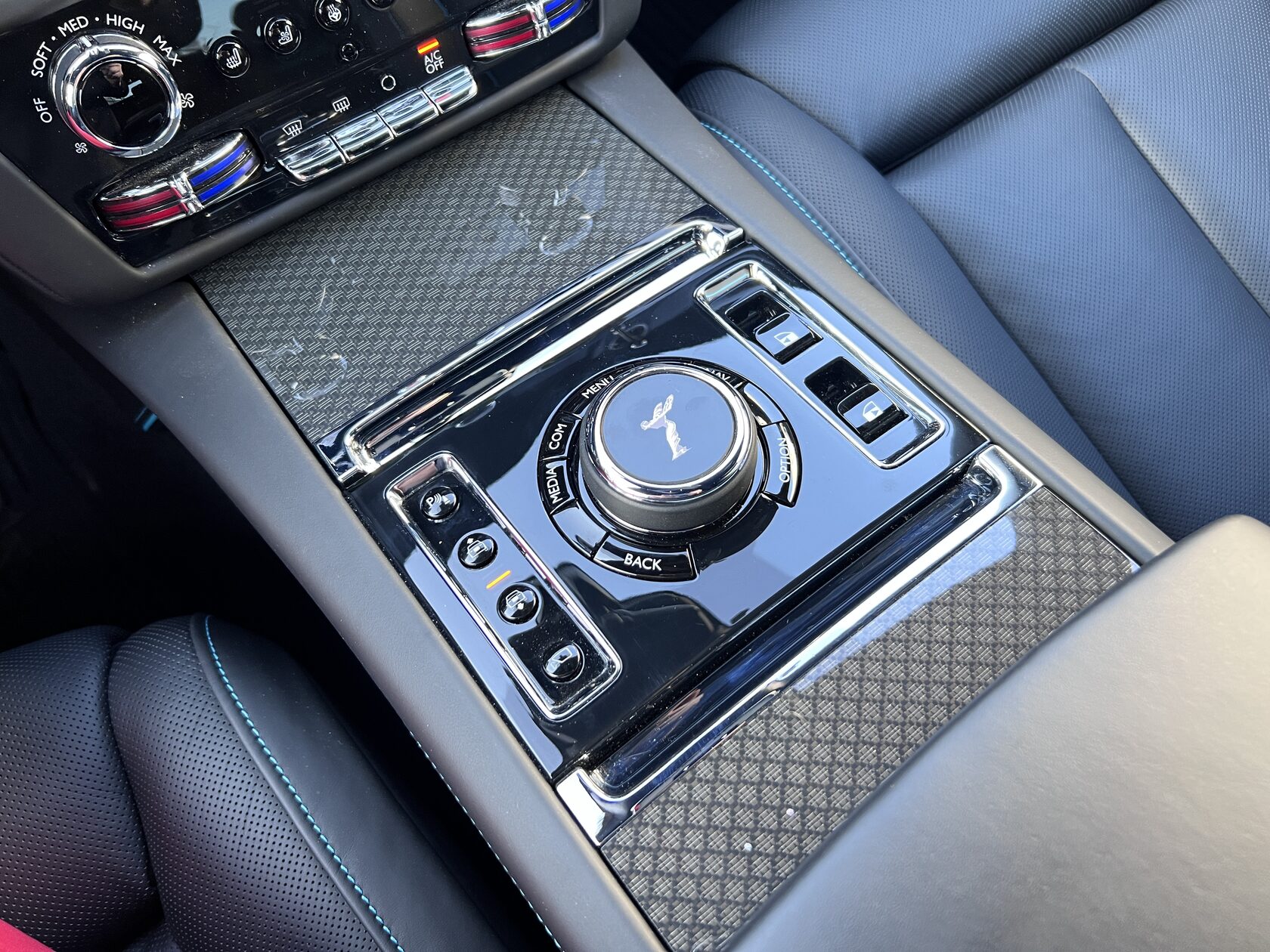 Rolls-Royce Ghost Black Badge by NOVITEC 2021 год <br>Черный Металлик Diamond Black 