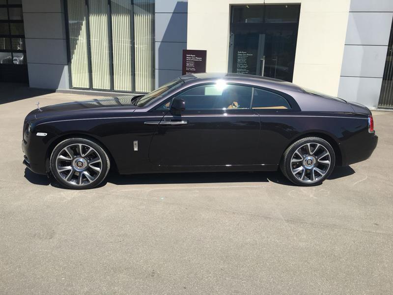 Rolls-Royce Wraith 2017 год <br>Black Kirsch / Anthracite 