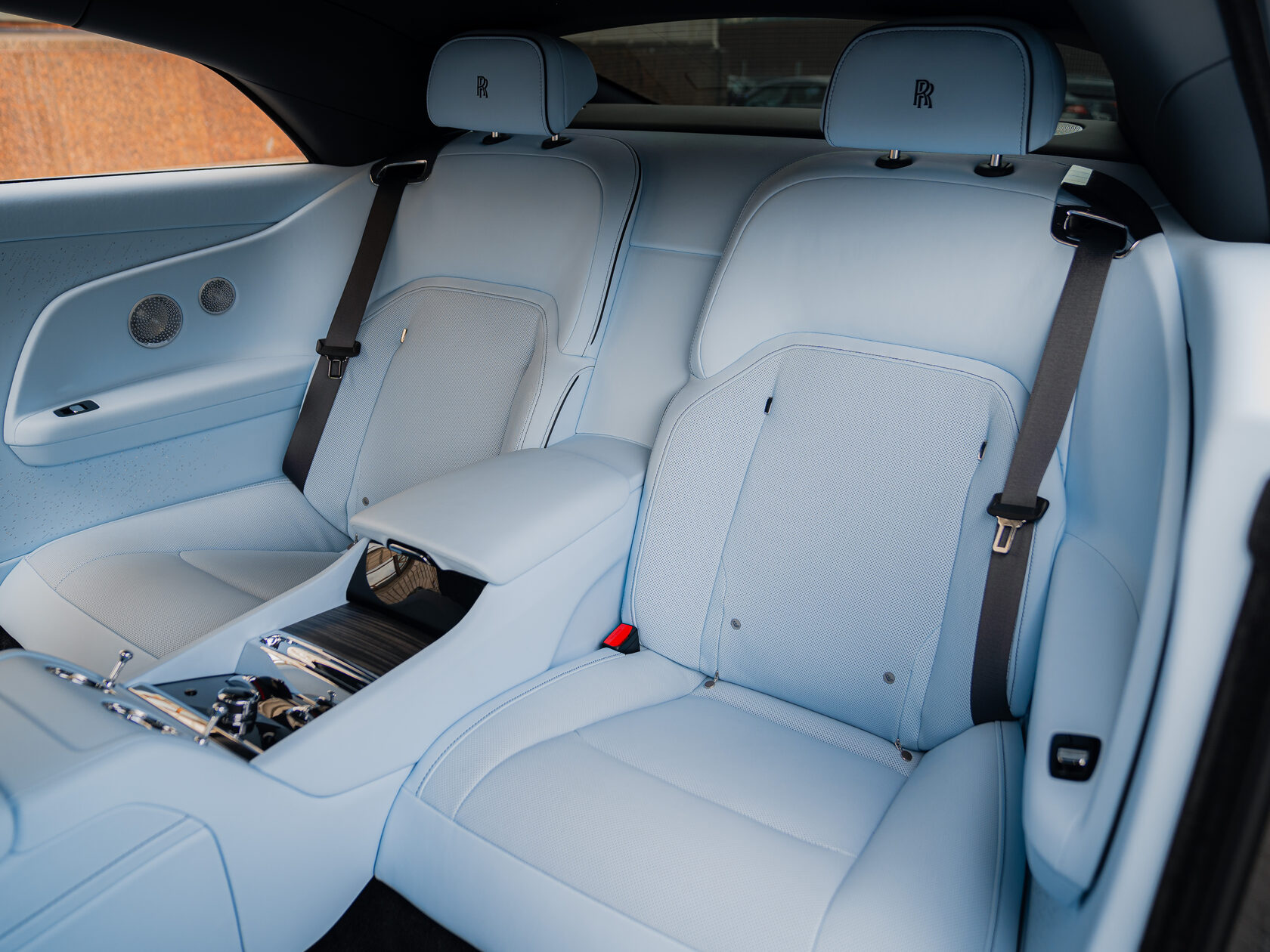 Rolls-Royce Spectre  <br>Black Diamond/ Черный