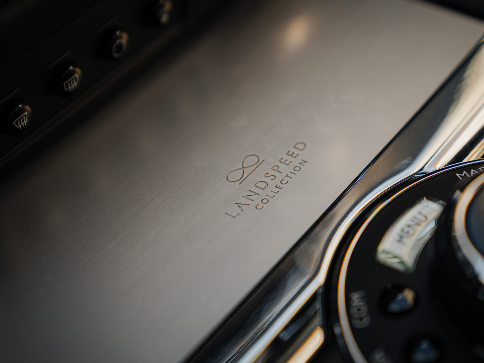 Rolls-Royce Wraith Black Badge Landspeed Collection  <br>Черный/ Небесноголубой