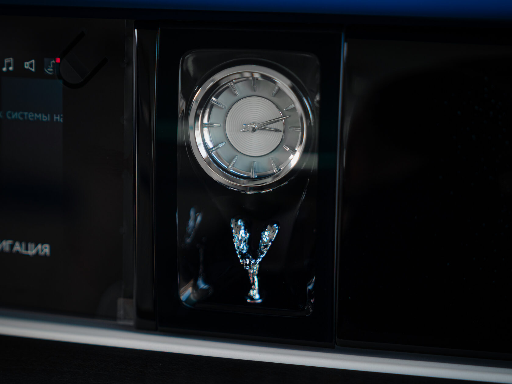 Rolls-Royce Ghost Series II  <br>Mustique Blue 