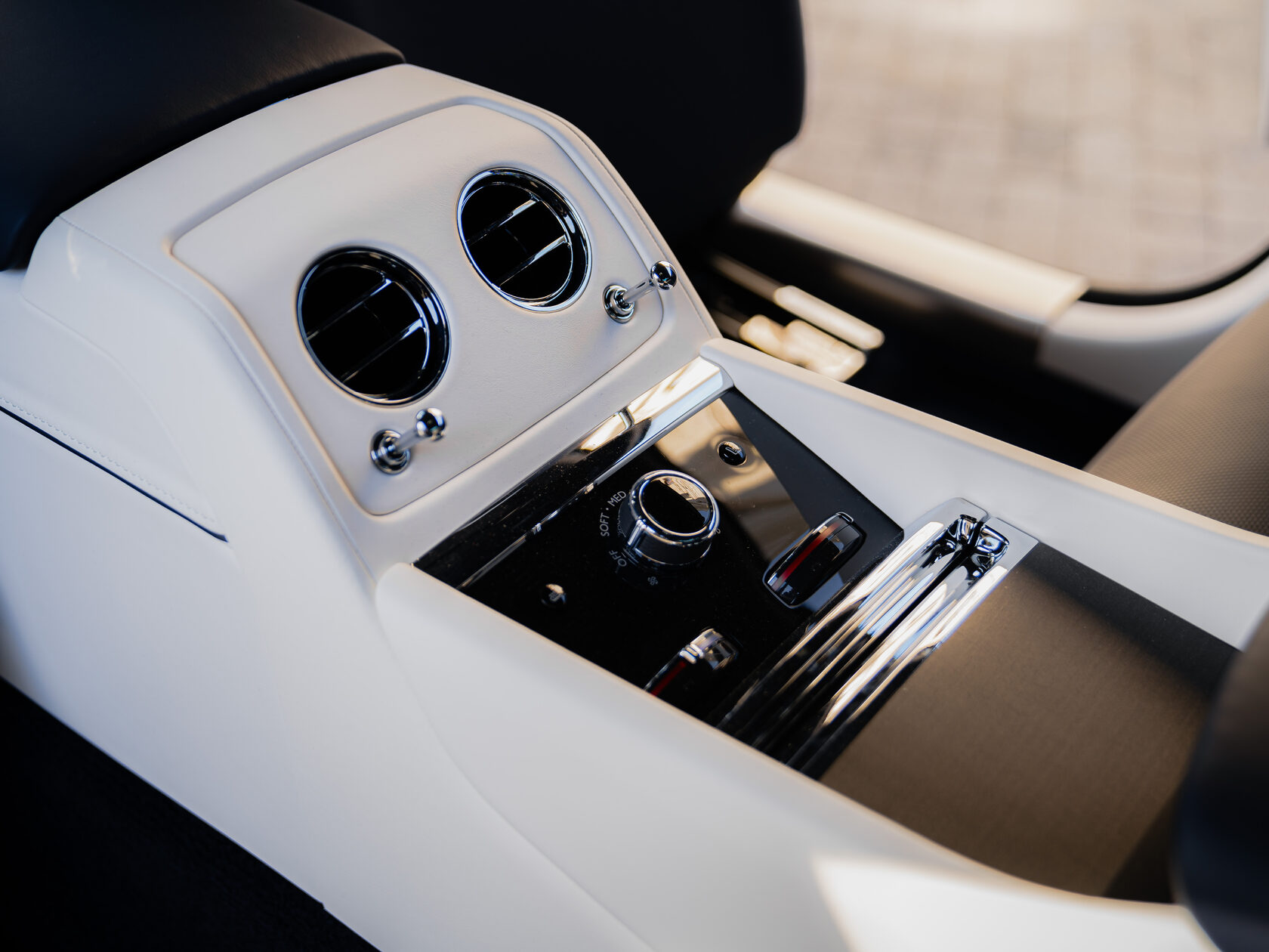 Rolls-Royce Spectre  <br>Midnight Sapphire 