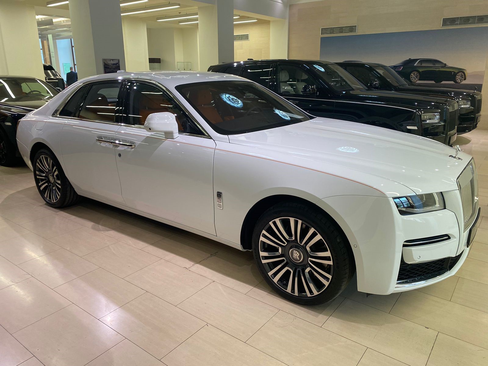 Rolls Royce Phantom 2018 Р±РµР»С‹Р№