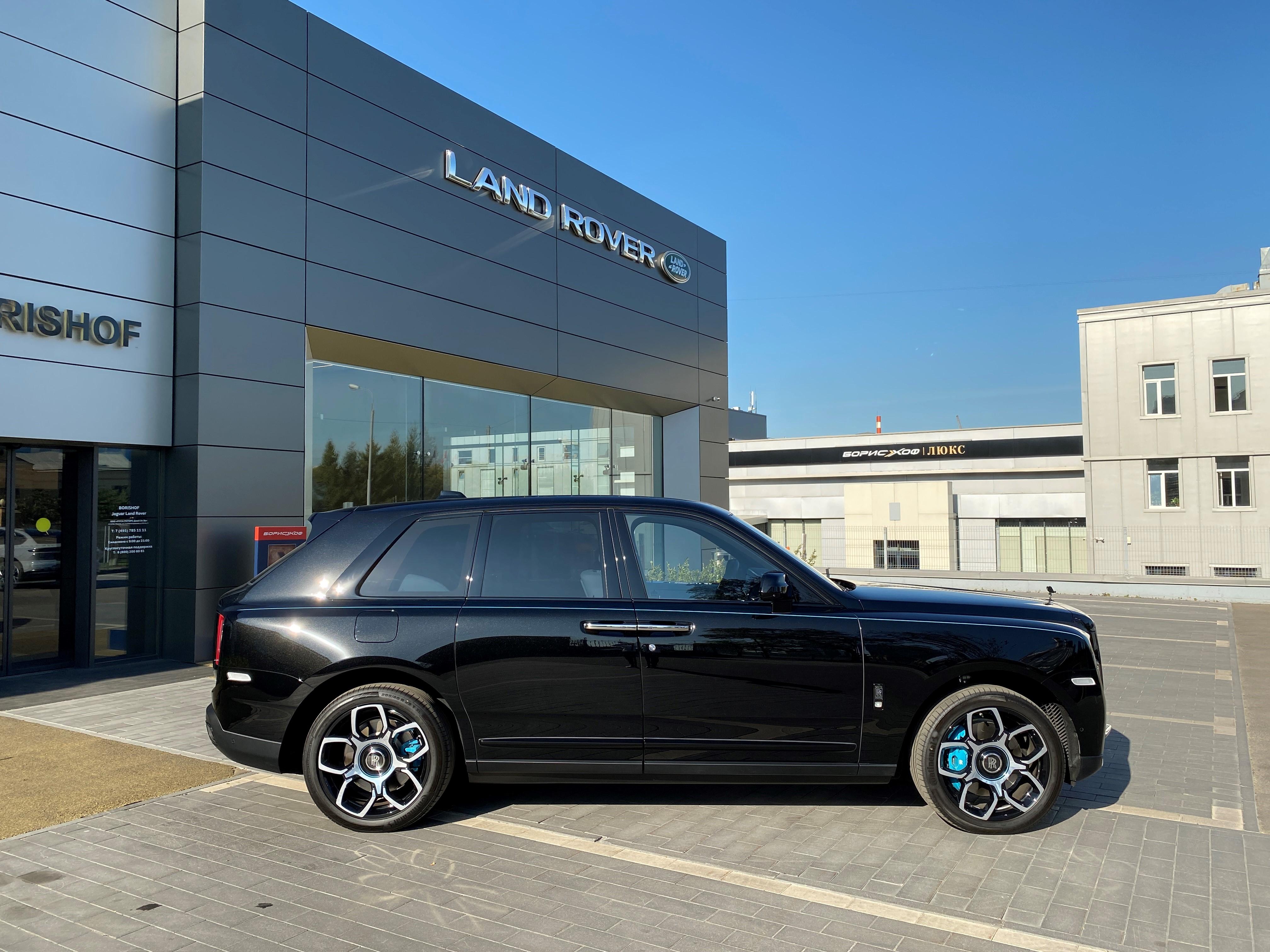 Rolls-Royce Cullinan Black Badge  <br>Diamond Black