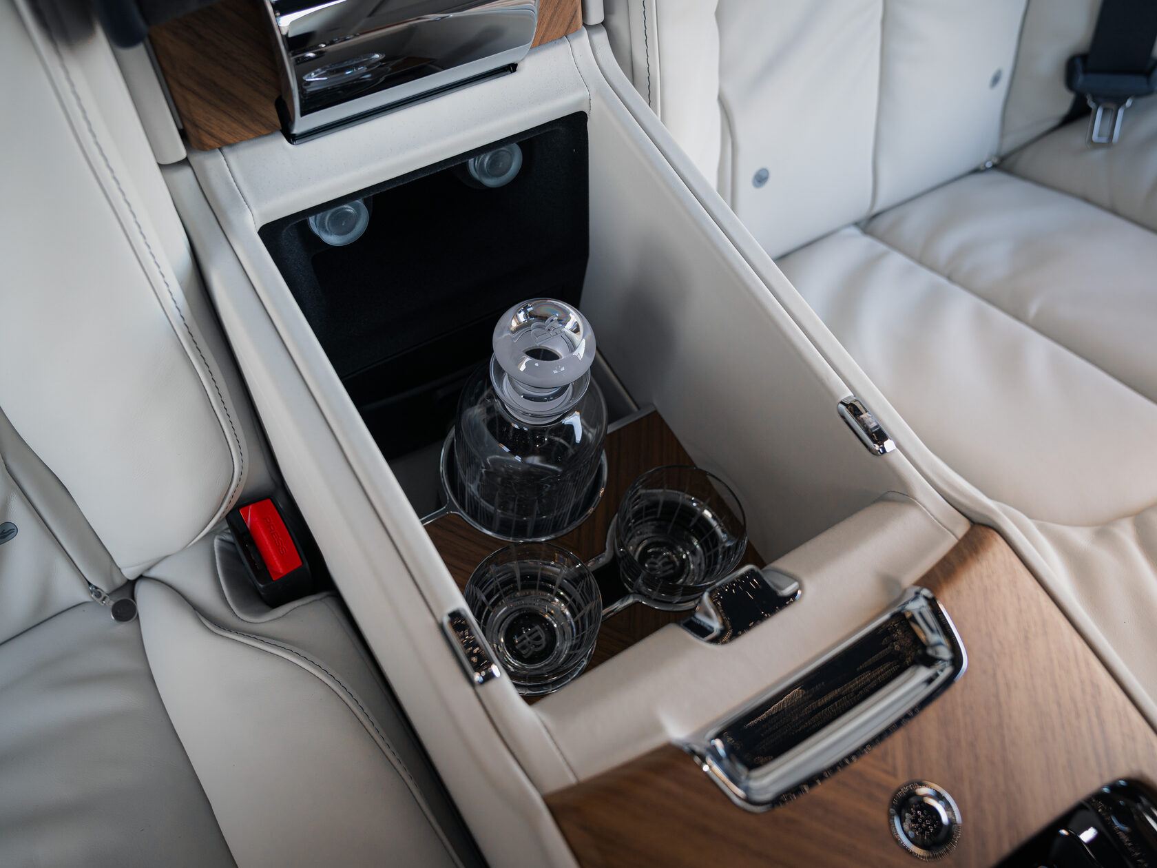 Rolls-Royce II Midnight Sapphire  <br>Midnight Sapphire 