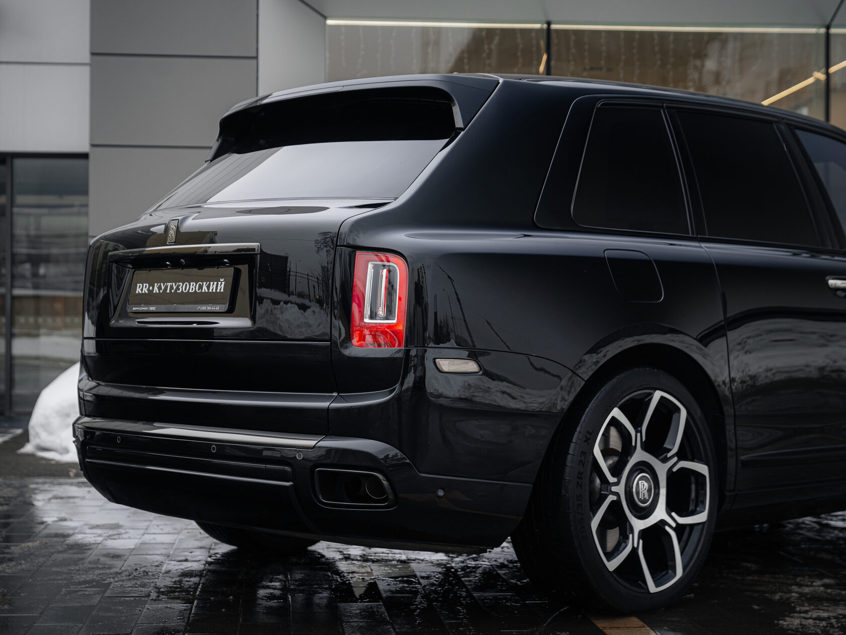 Rolls-Royce Cullinan Black Badge I 2025 год <br>Black Diamond 