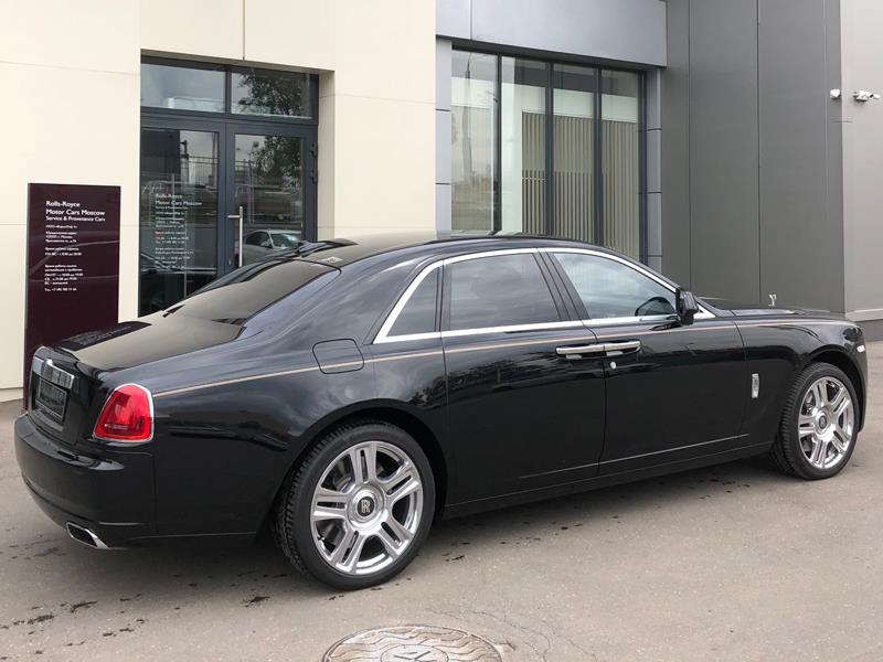 Rolls-Royce Ghost 2014 год <br>Diamond Black 