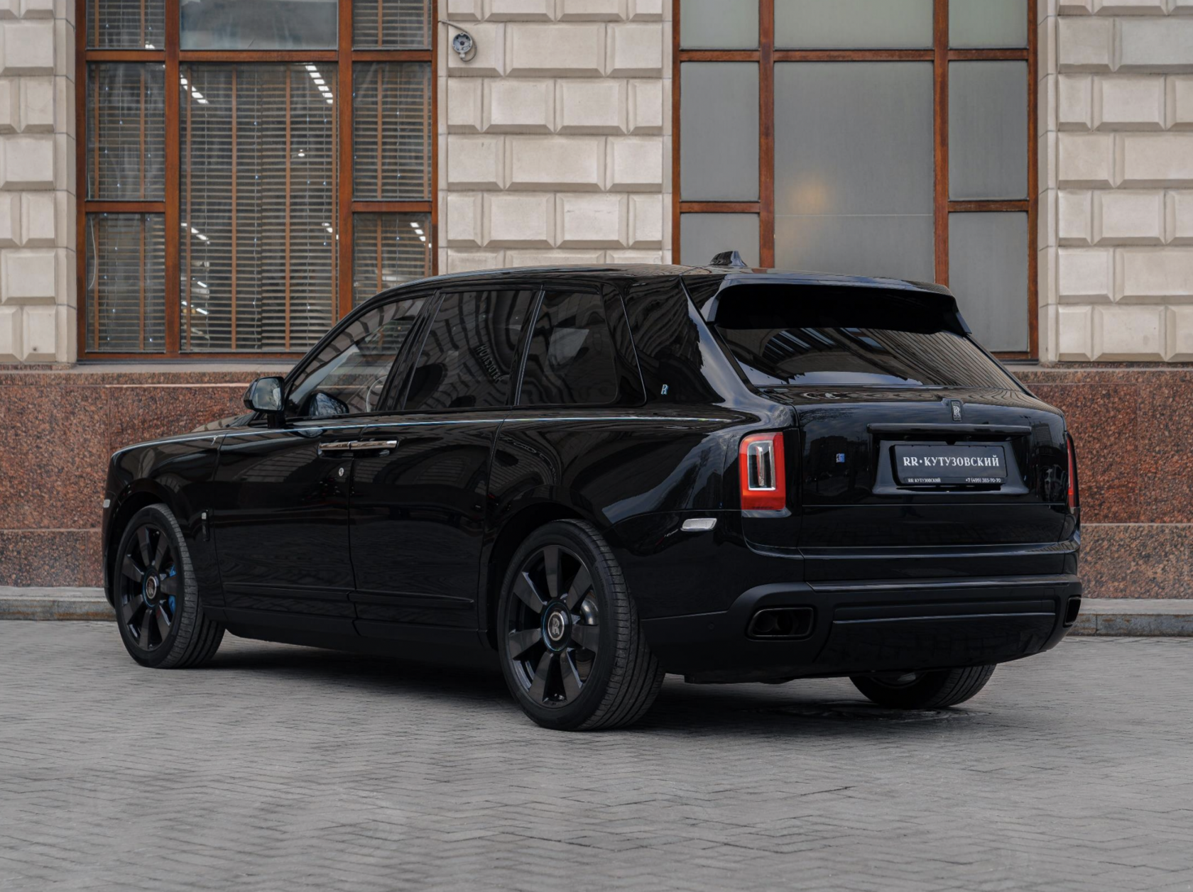 Rolls-Royce Cullinan 2019 год <br>Black Diamond