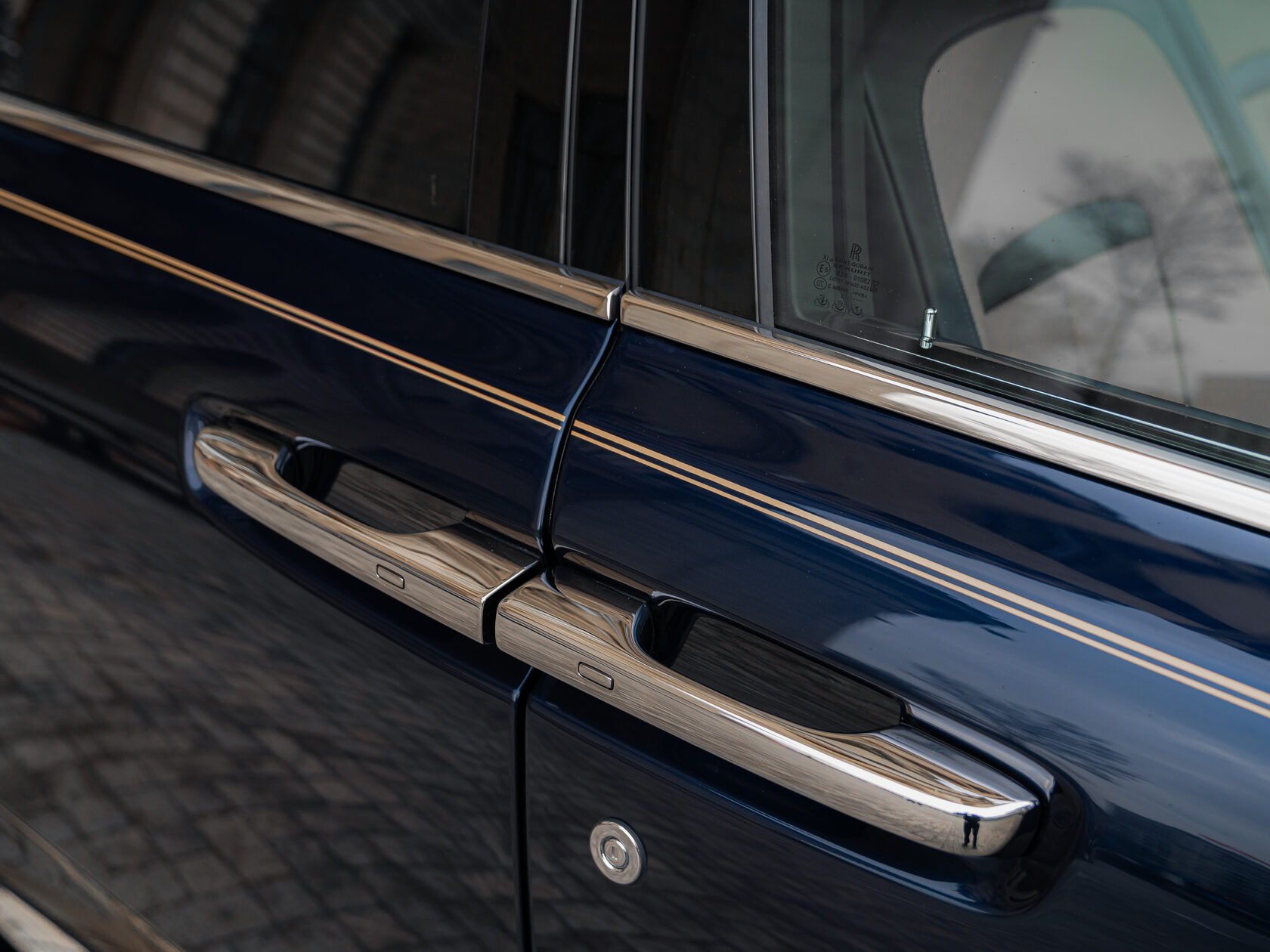 Rolls-Royce II Midnight Sapphire  <br>Midnight Sapphire 