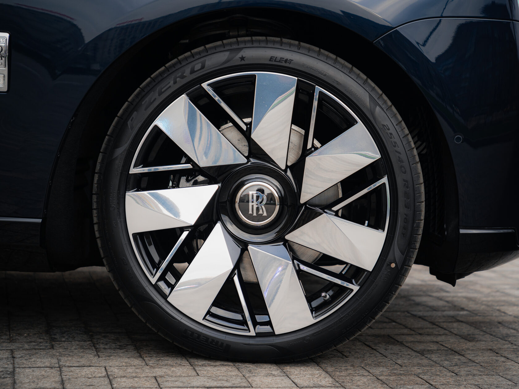 Rolls-Royce II Midnight Sapphire  <br>Midnight Sapphire 