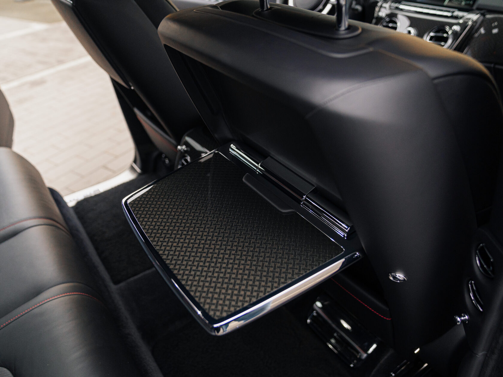 Rolls-Royce Cullinan Black Badge 2025 год <br>Black Diamond 