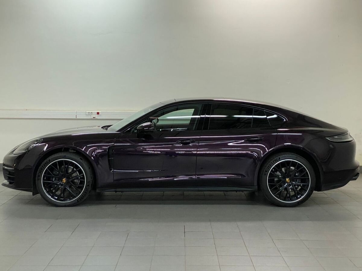 Rolls-Royce Panamera, II Рестайлинг 2021 год <br>Фиолетовый