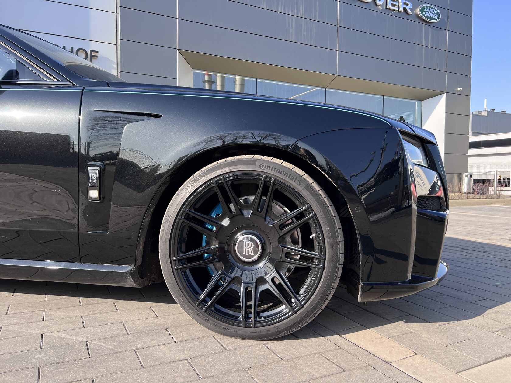 Rolls-Royce Ghost Black Badge by NOVITEC 2021 год <br>Черный Металлик Diamond Black 