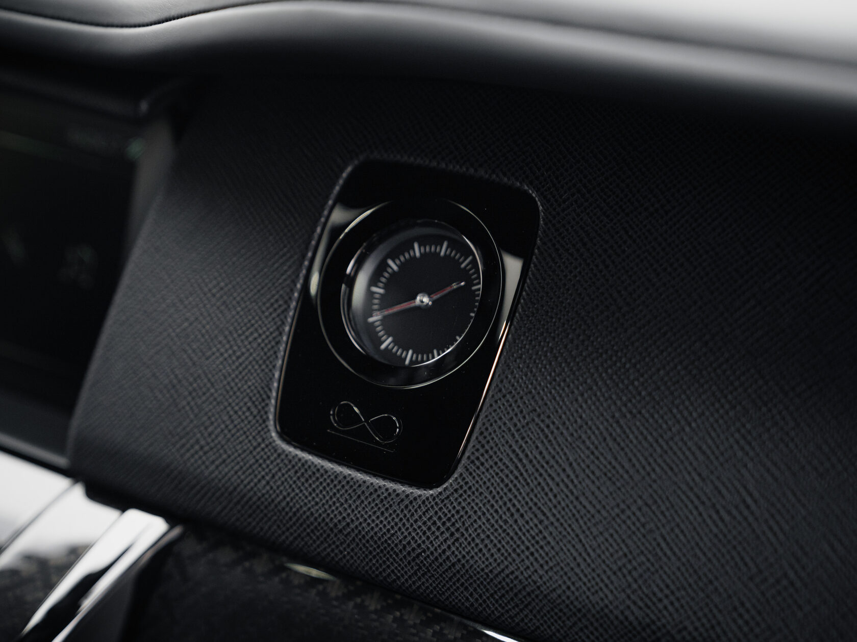 Rolls-Royce Cullinan Black Badge I 2025 год <br>Black Diamond 