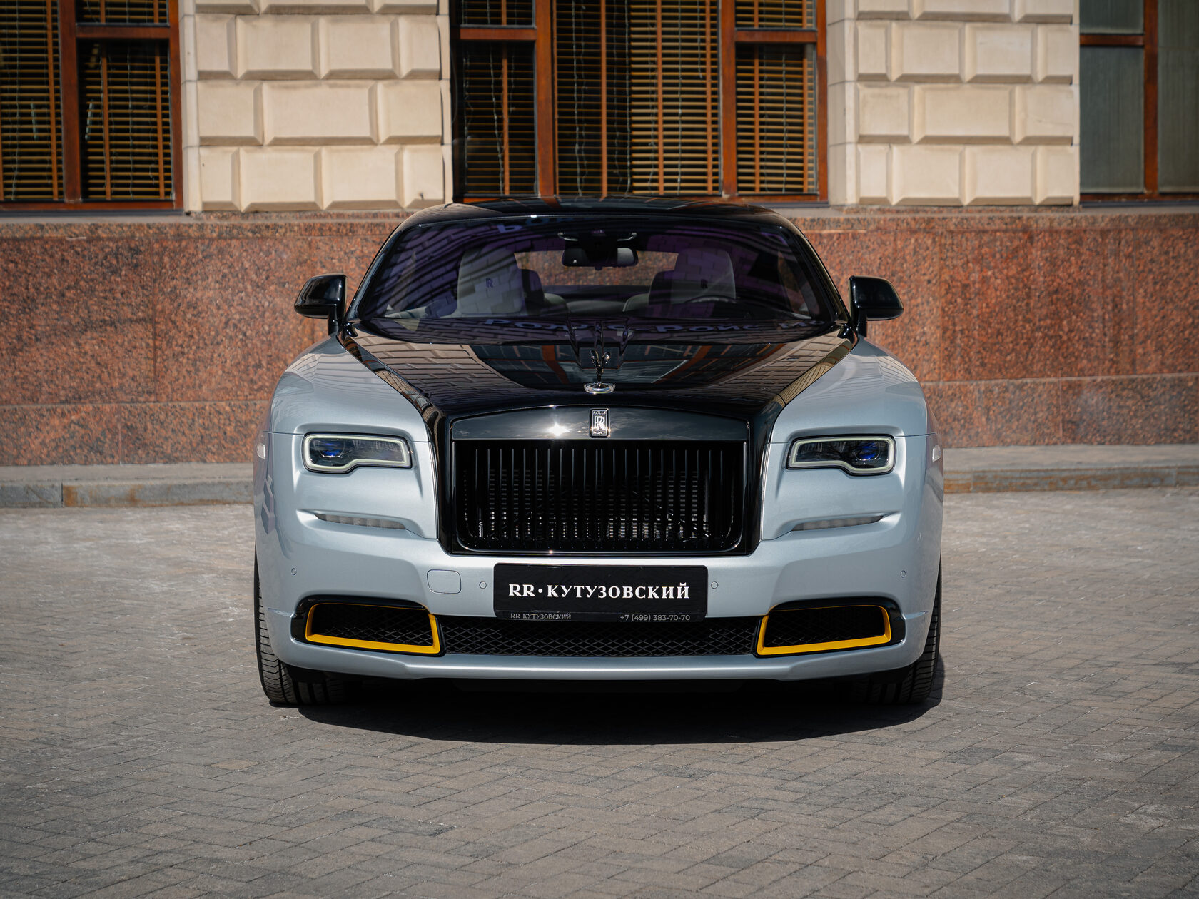Rolls-Royce Wraith Black Badge Landspeed Collection  <br>Черный/ Небесноголубой