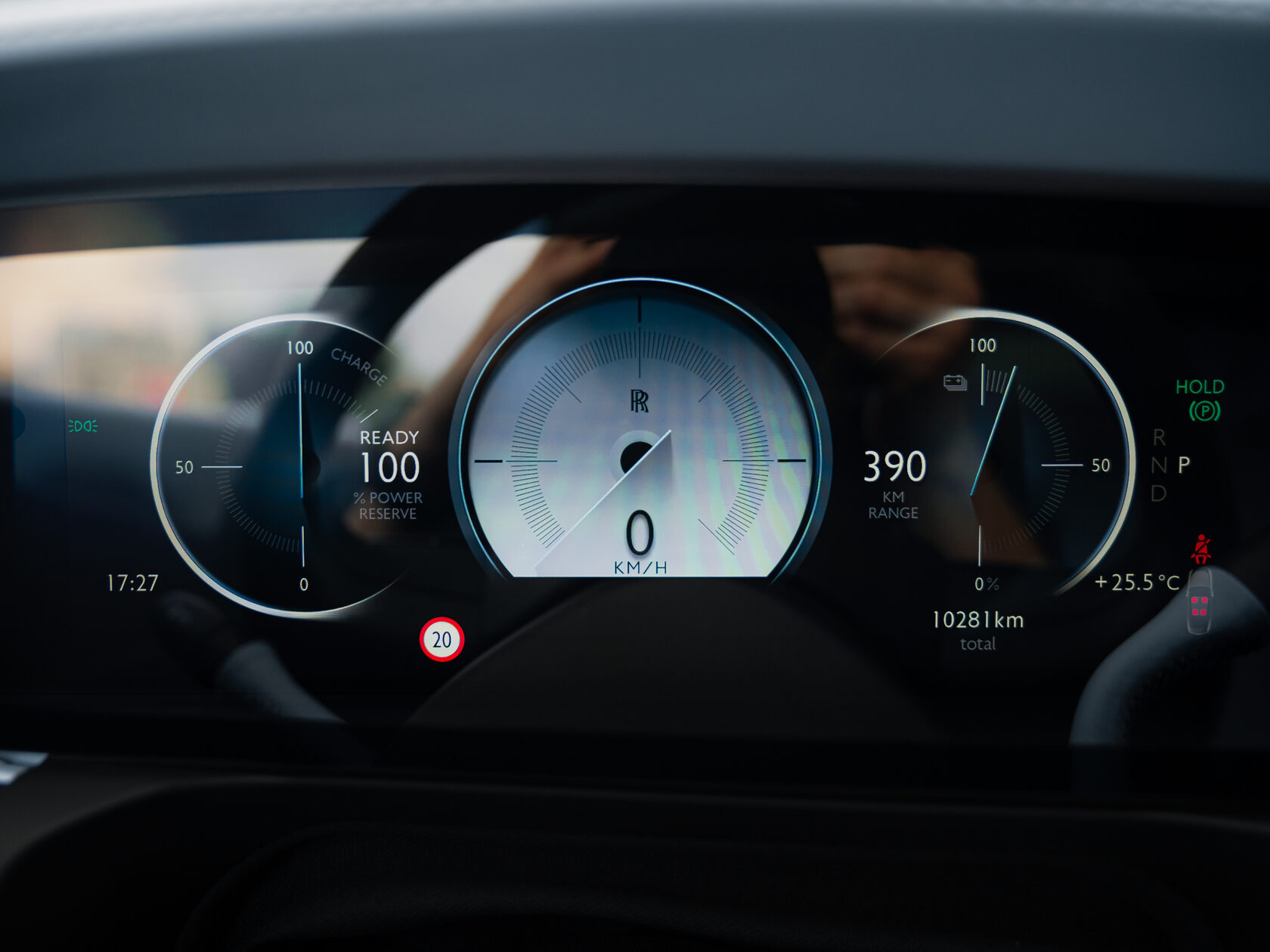 Rolls-Royce Spectre 2023 год <br>Black Diamond/ Черный