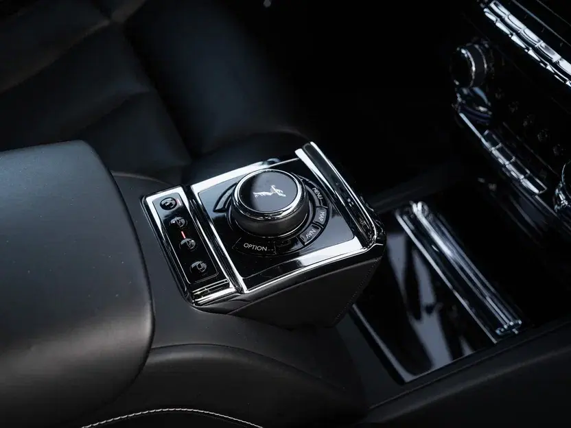 Rolls-Royce Phantom 2019 год <br>Black 