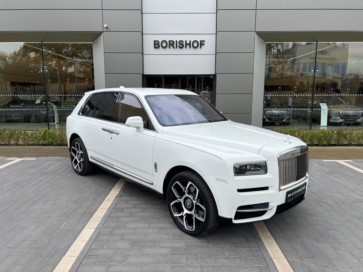 Rolls-Royce Cullinan, I 2019 год <br>Белый