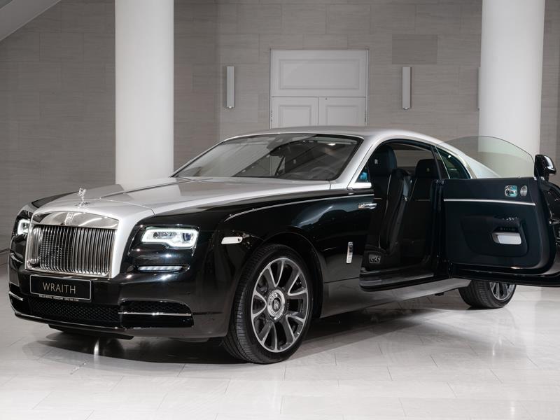 Rolls-Royce Wraith  <br>Black Diamond / Silver 