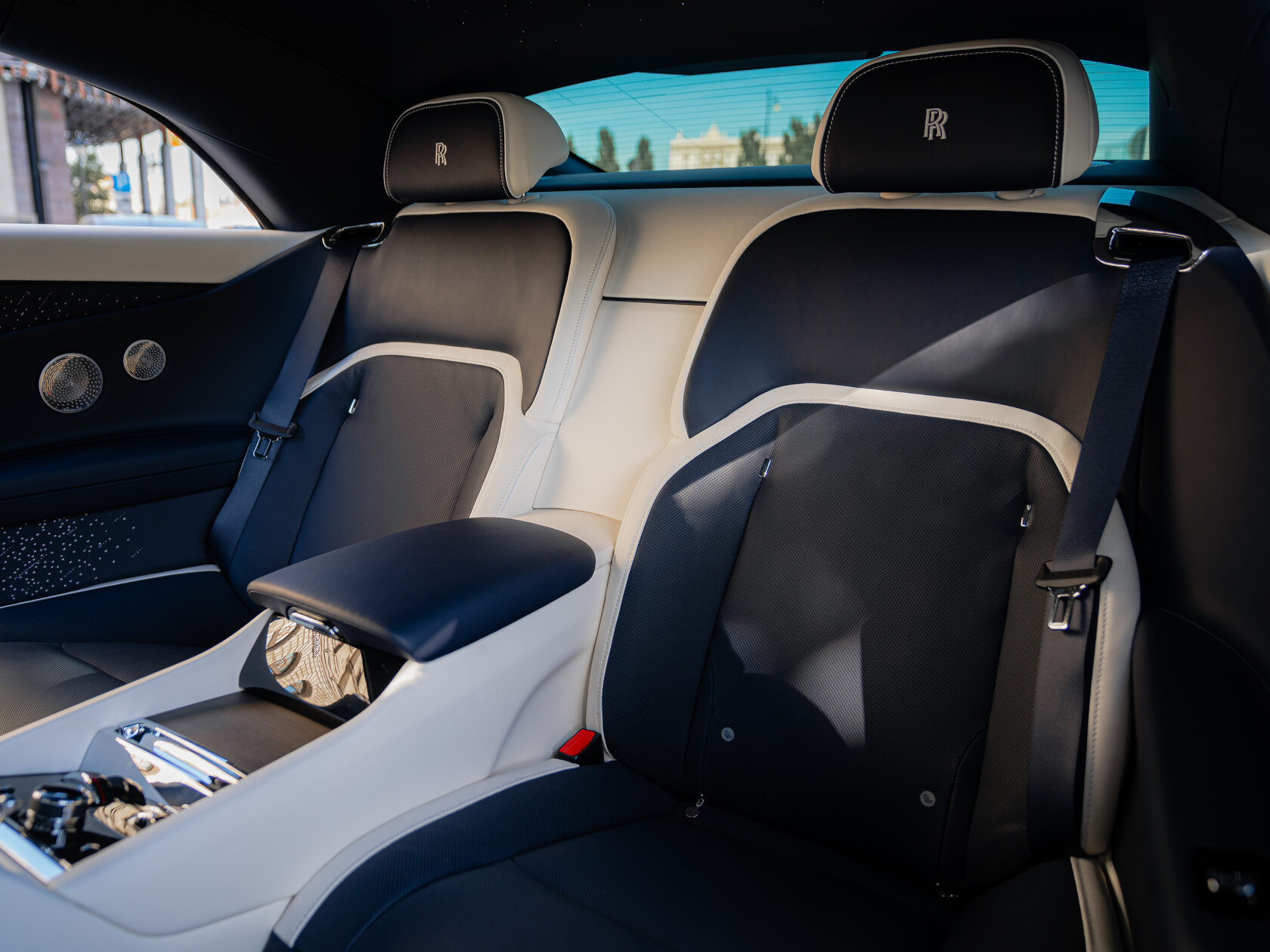 Rolls-Royce Spectre  <br>Midnight Sapphire 