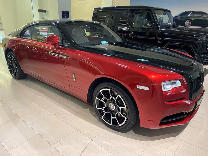 Rolls-Royce Wraith Black Badge 2021 год <br>Magma Red / Black Diamond 